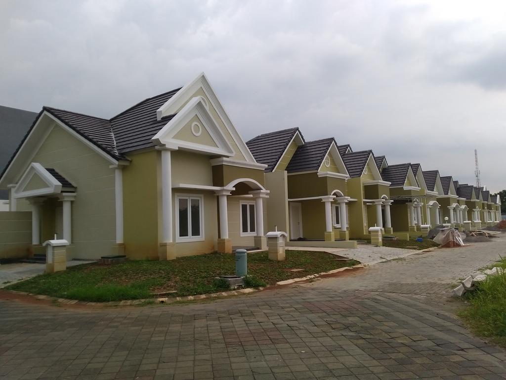 Jasmine Park Guest House Semarang Extérieur photo