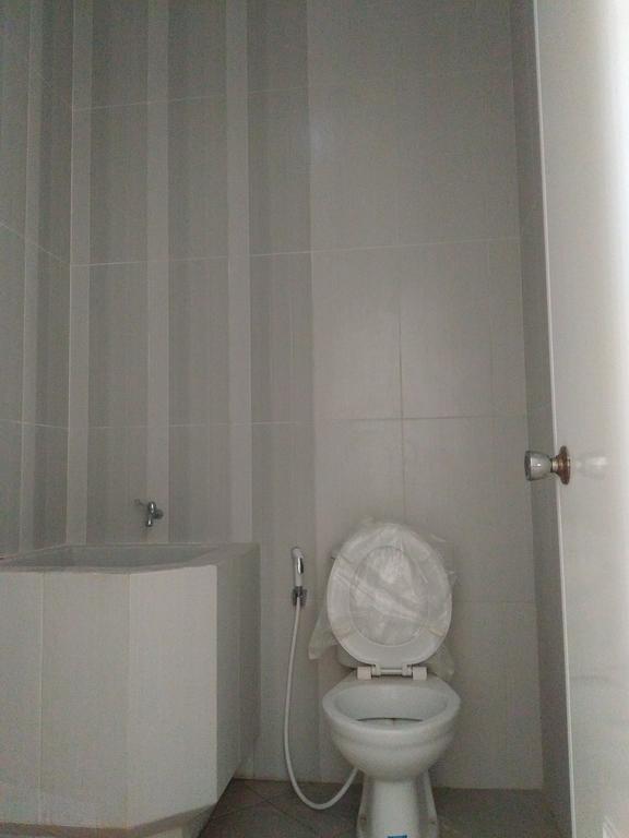 Jasmine Park Guest House Semarang Extérieur photo